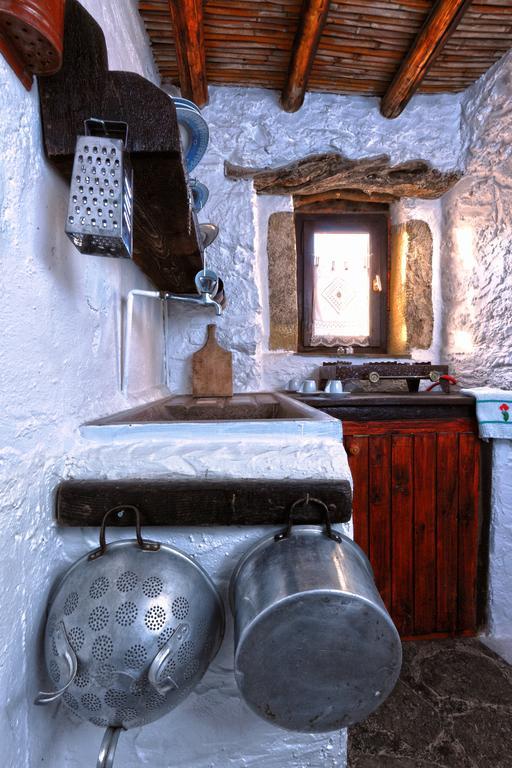 Aspros Potamos Aparthotel Makrýgialos Стая снимка