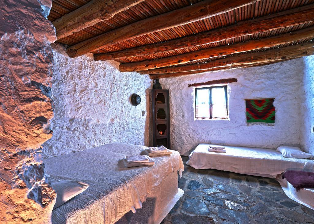 Aspros Potamos Aparthotel Makrýgialos Стая снимка