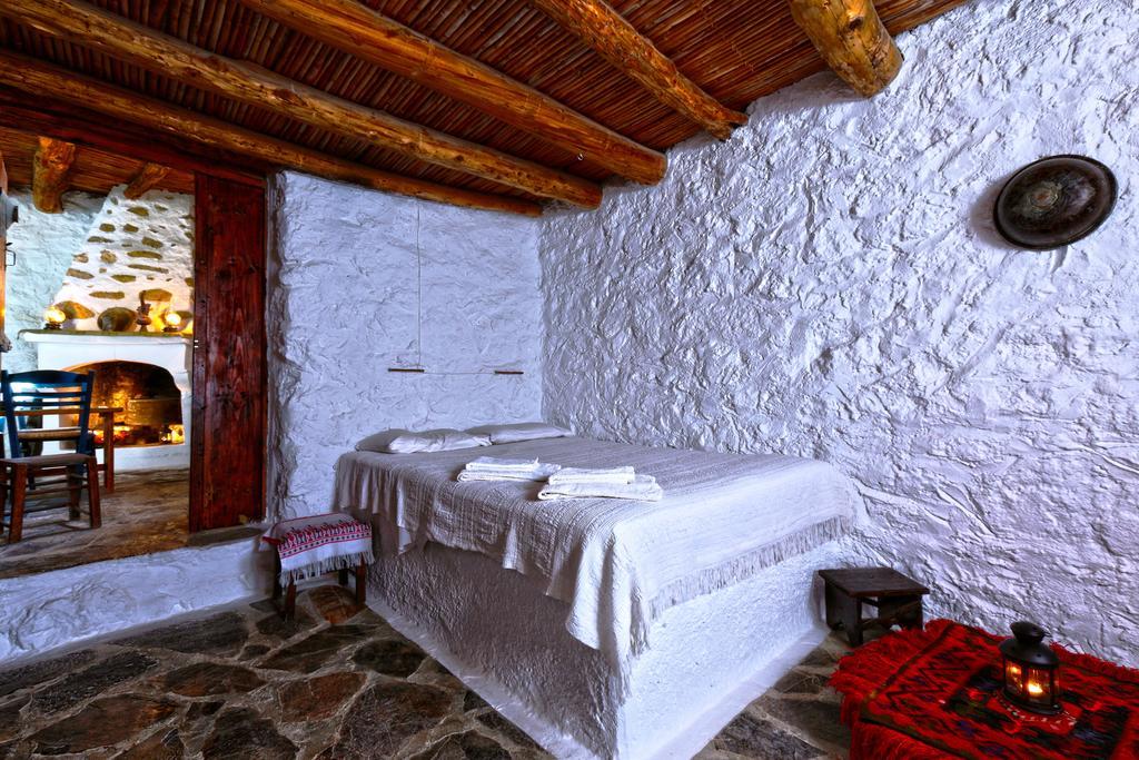Aspros Potamos Aparthotel Makrýgialos Стая снимка
