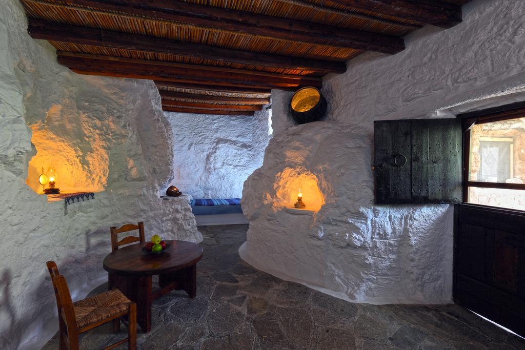 Aspros Potamos Aparthotel Makrýgialos Стая снимка