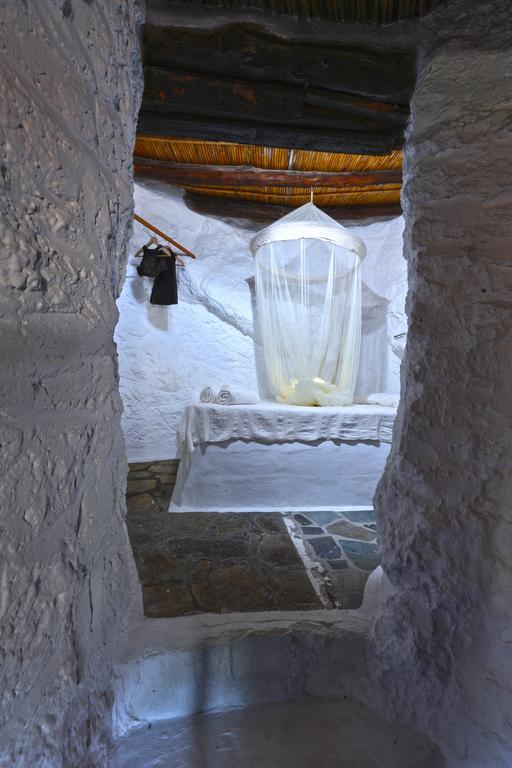 Aspros Potamos Aparthotel Makrýgialos Стая снимка