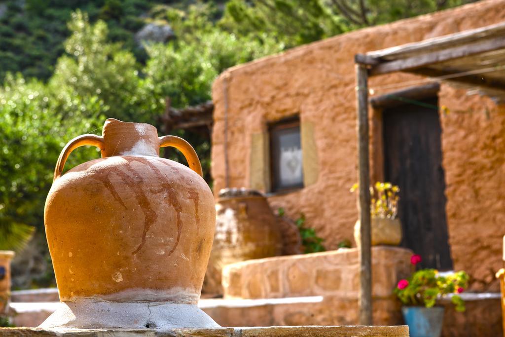 Aspros Potamos Aparthotel Makrýgialos Екстериор снимка